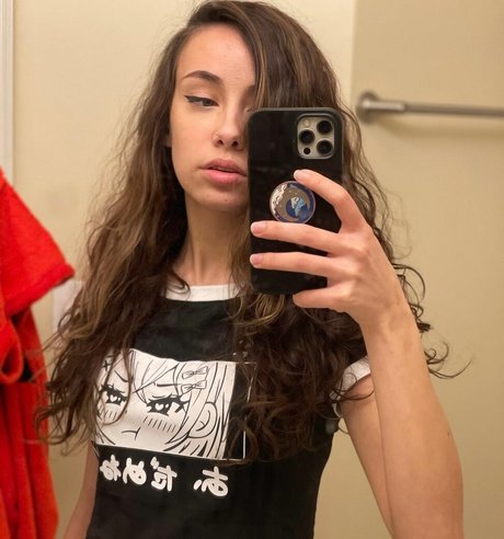 Lexi Lynx nude only fans leaks