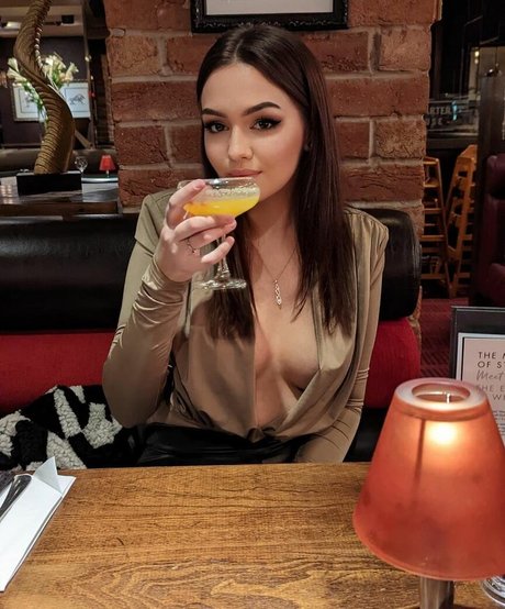 misbehavedjade onlyfans desnuda