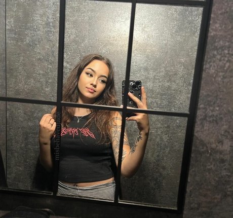 misbehavedjade onlyfans nude porn