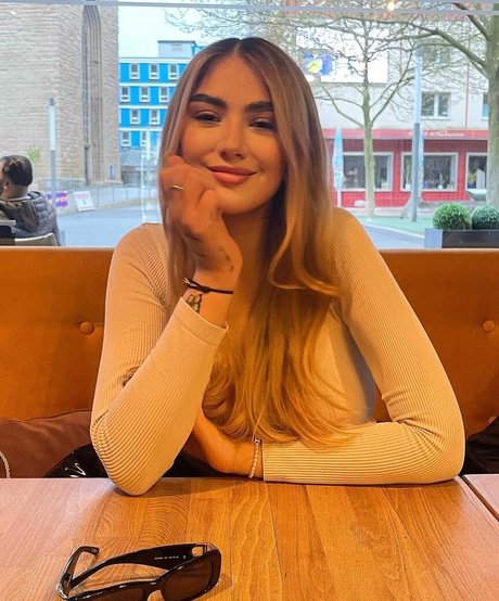 lisa straube onlyfans leak fuck