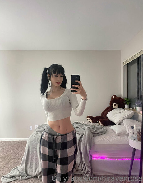 hiravenrose onlyfans nudes leaked