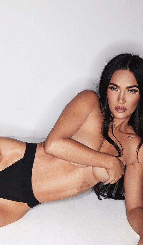 black and white onlyfans naked snap