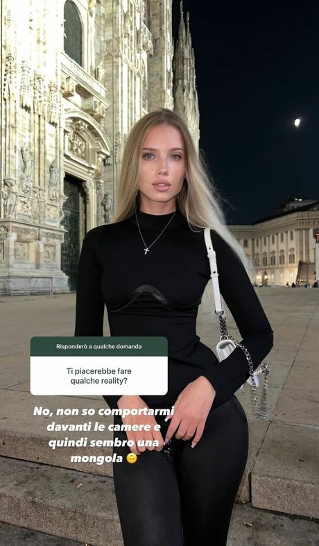 Polina Malinovskaya onlyfans desnuda