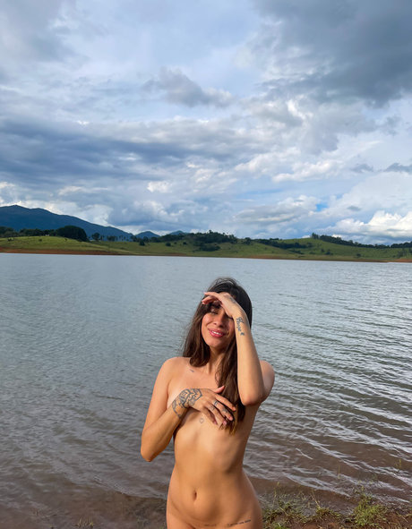 blonde squirt onlyfans perfect self-portrait