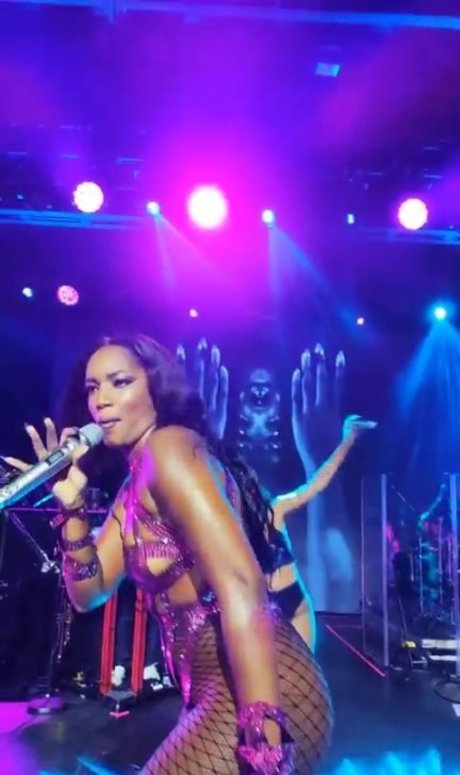 Iza Cantora onlyfans sex tape