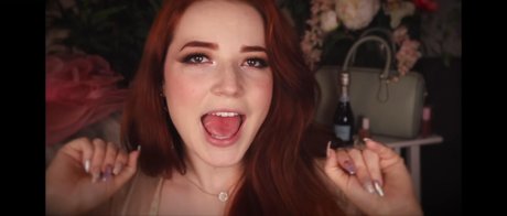 Goodnight Moon desnuda onlyfans