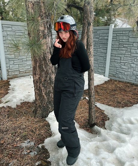 Goodnight Moon sexy onlyfans