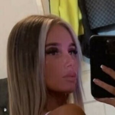 louisemarshallx onlyfans nudes leaked