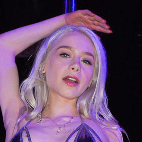 Scarlett Hampton onlyfans nudes