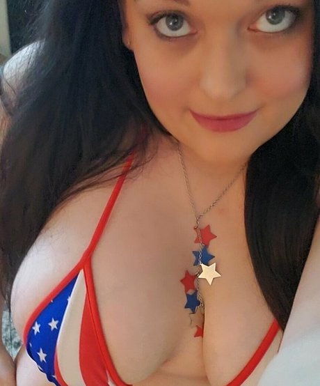 lauraleighxoxo onlyfans leak free