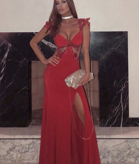 curvy cougar onlyfans nude artwork