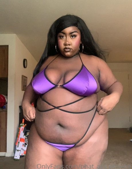 phat ass phoebe onlyfans nude photos