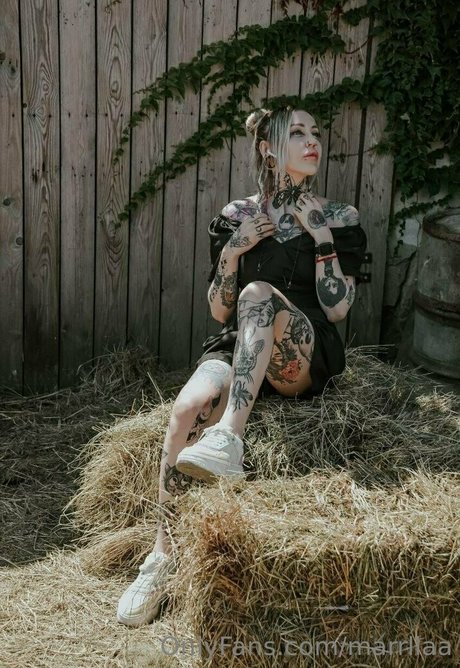 marrllaa nude onlyfans