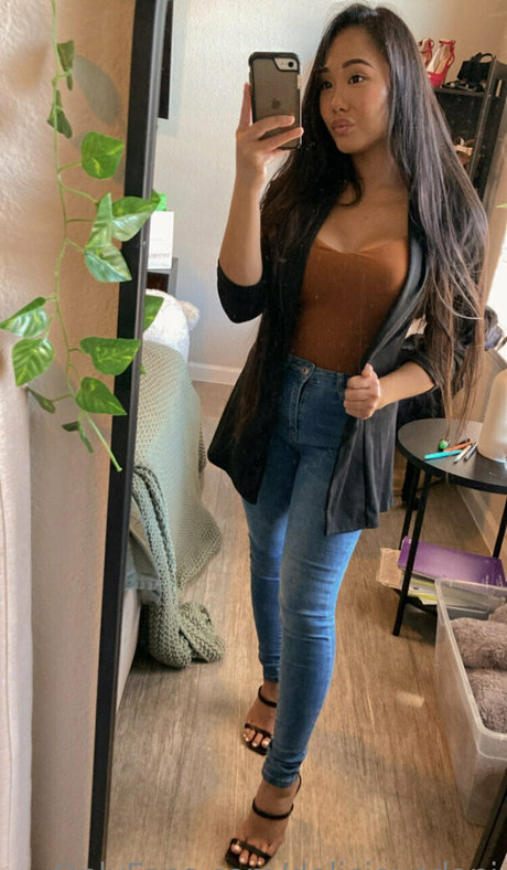 DeliciousDani nude only fans leaks