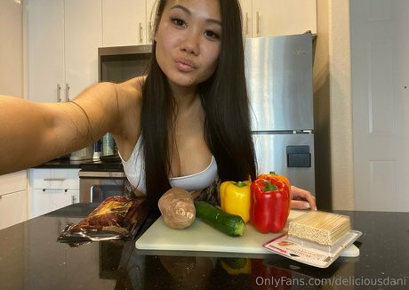 DeliciousDani onlyfans nudes leaked