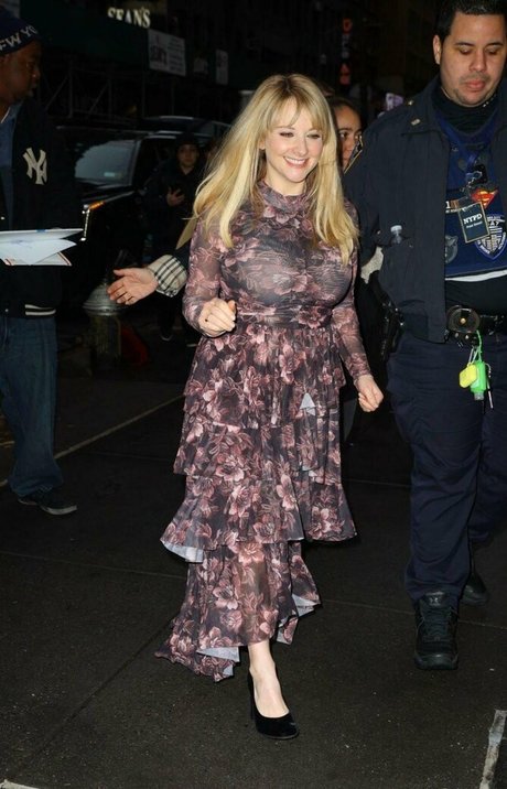 Melissa Rauch onlyfans images