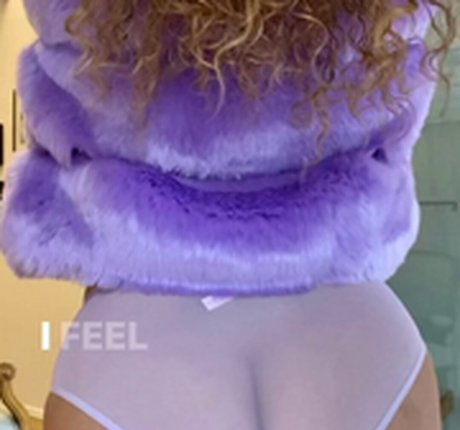 Cocada Malagueta topless onlyfans