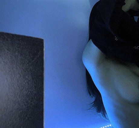 meow dilyara nude onlyfans leak