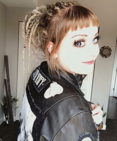 Mother Macabre porn onlyfans