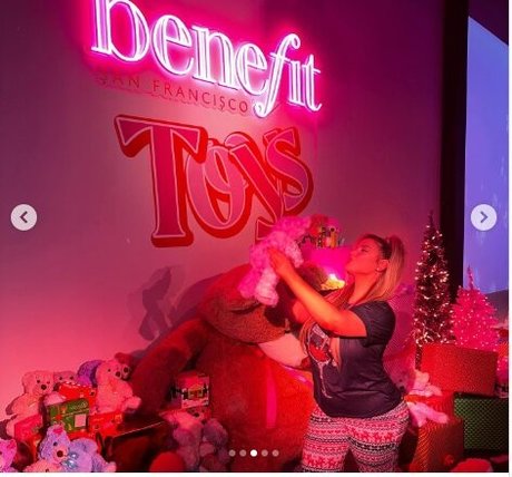 Ashley Alexiss Profile pic