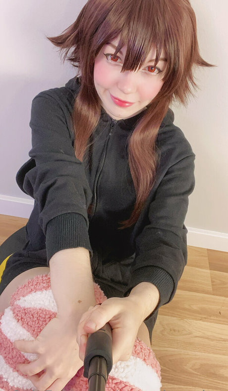 Murrning Glow onlyfans model images