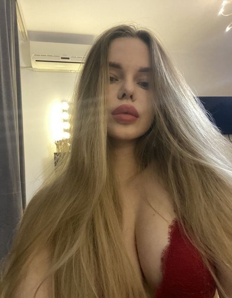 Tasya Mikhailova onlyfans leak new