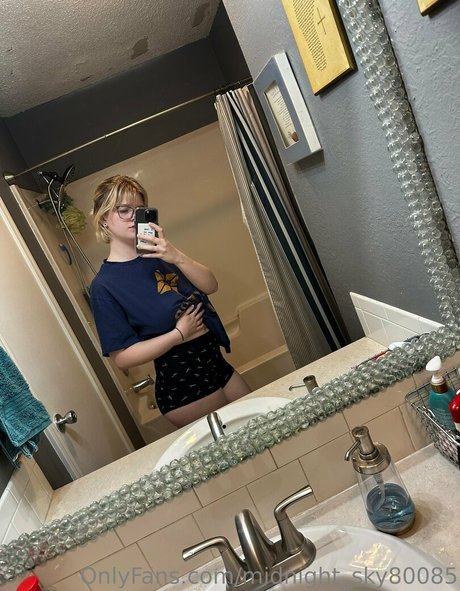 midnight sky80085 sexy onlyfans