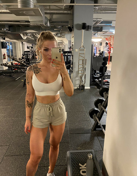 Helenaaar Hellen onlyfans porn leak