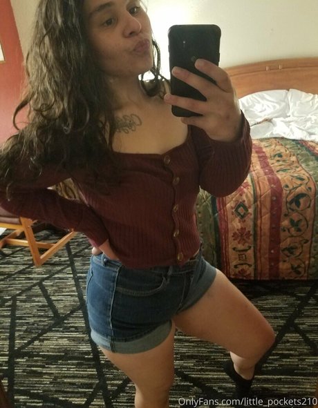 little pockets210 on onlyfans