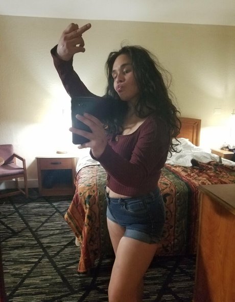 little pockets210 onlyfans creator