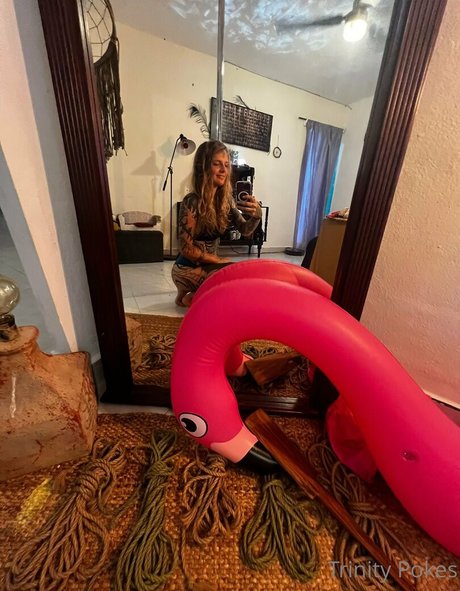 Trinity Eclectic hot onlyfans