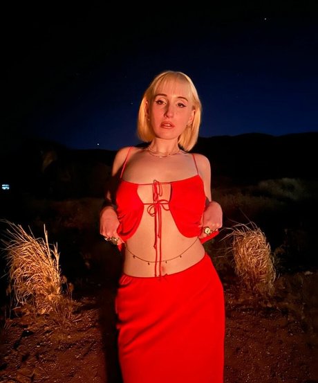 Harley Quinn Smith onlyfans leaks sex