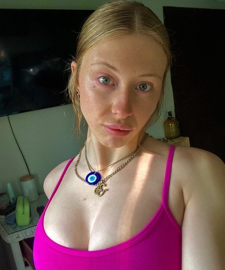 lolcaughtureye onlyfans leakes