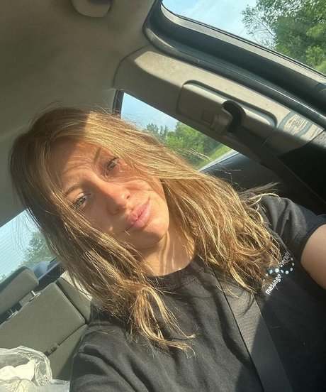 lolcaughtureye Profile pic