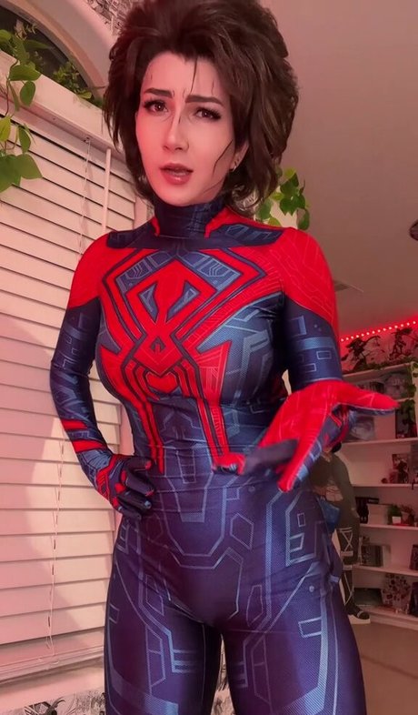 Akemi101xoxo only fans content