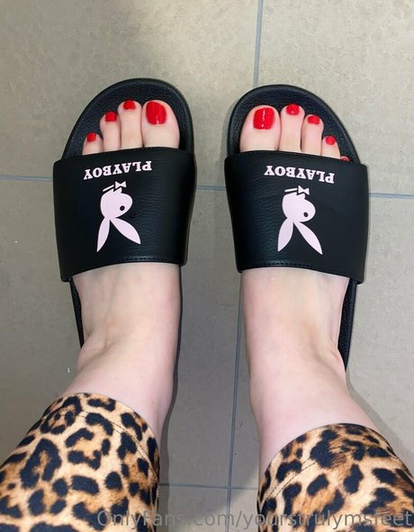 yourstrulymsfeet naked on onlyfans