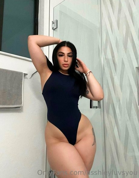 badlilshego onlyfans leak nude