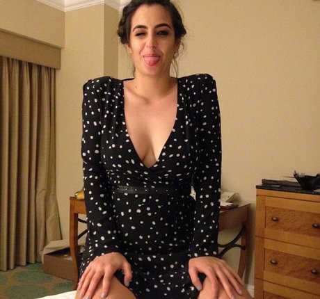 Alanna Masterson onlyfans sex