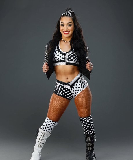 Roxanne Perez only fans leaks