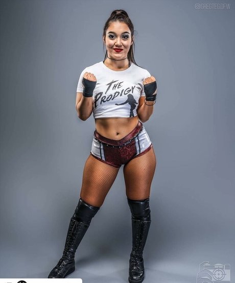 Roxanne Perez onlyfans naked