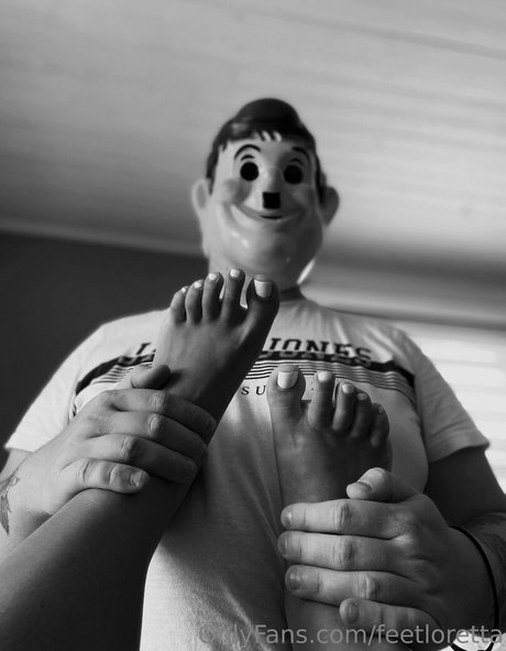 feetloretta onlyfans nsfw