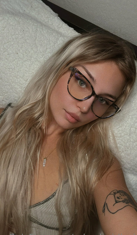 school girllexi nudes onlyfans leaks