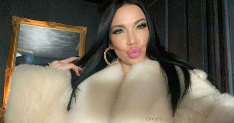 queenofthedollhouse onlyfans leaked