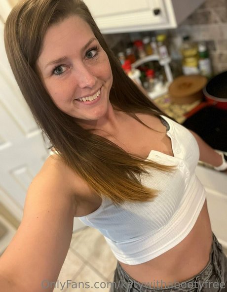 katywithabootyfree onlyfans leaks nude