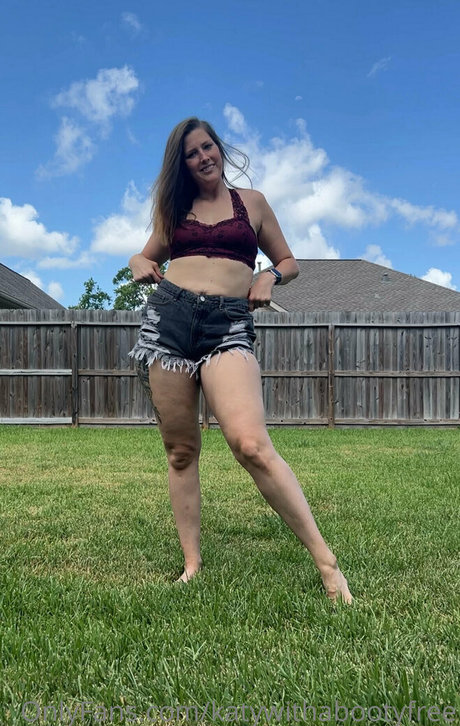 katywithabootyfree onlyfans sextape leak