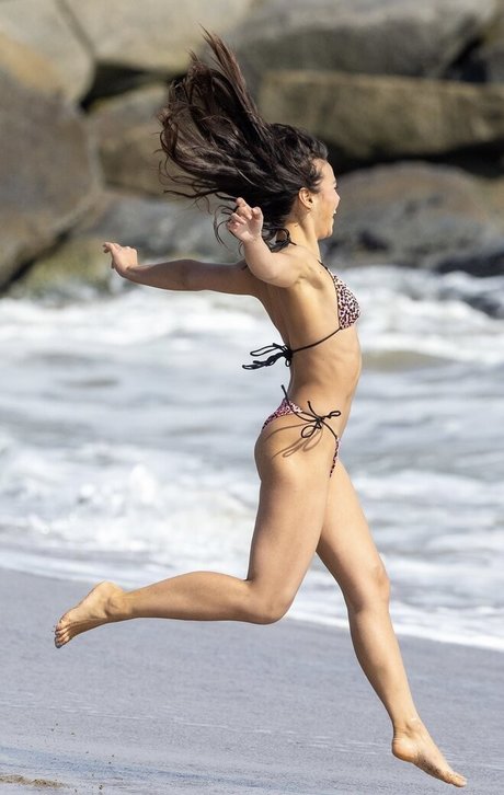 Vanessa Bauer onlyfans pictures