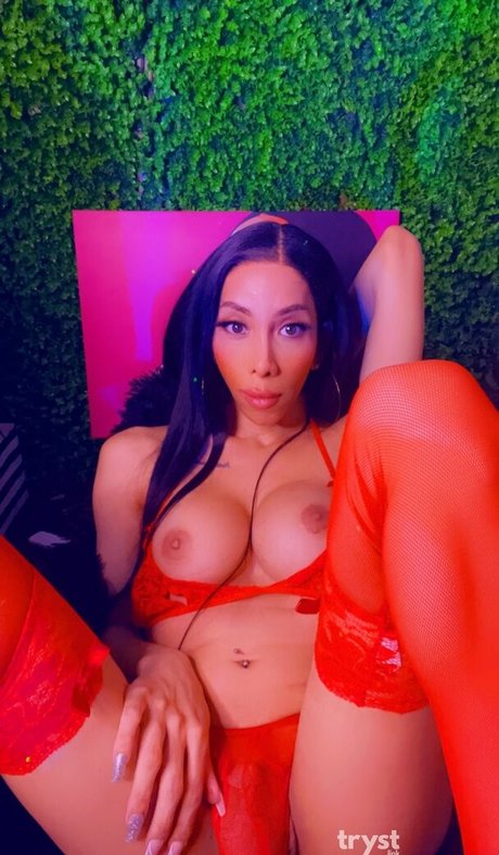 Ashanti Aleyce only fans content