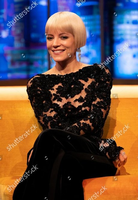 Lily Allen Profile pic