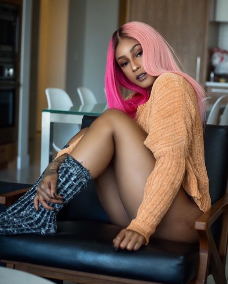 Mizz Twerksum nudes only fans