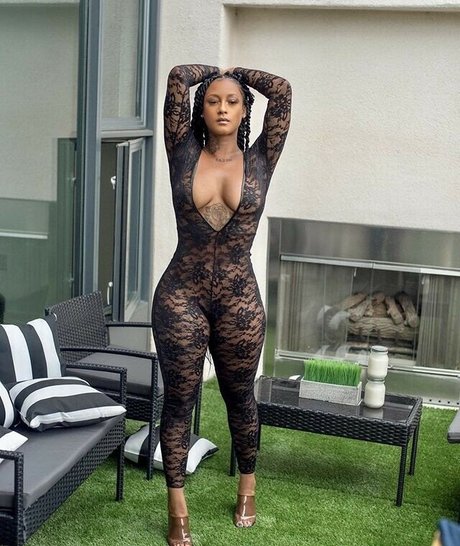 Mizz Twerksum onlyfans for free